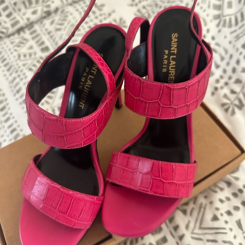 Saint Laurent Fuchsia Croc-Embossed Heels